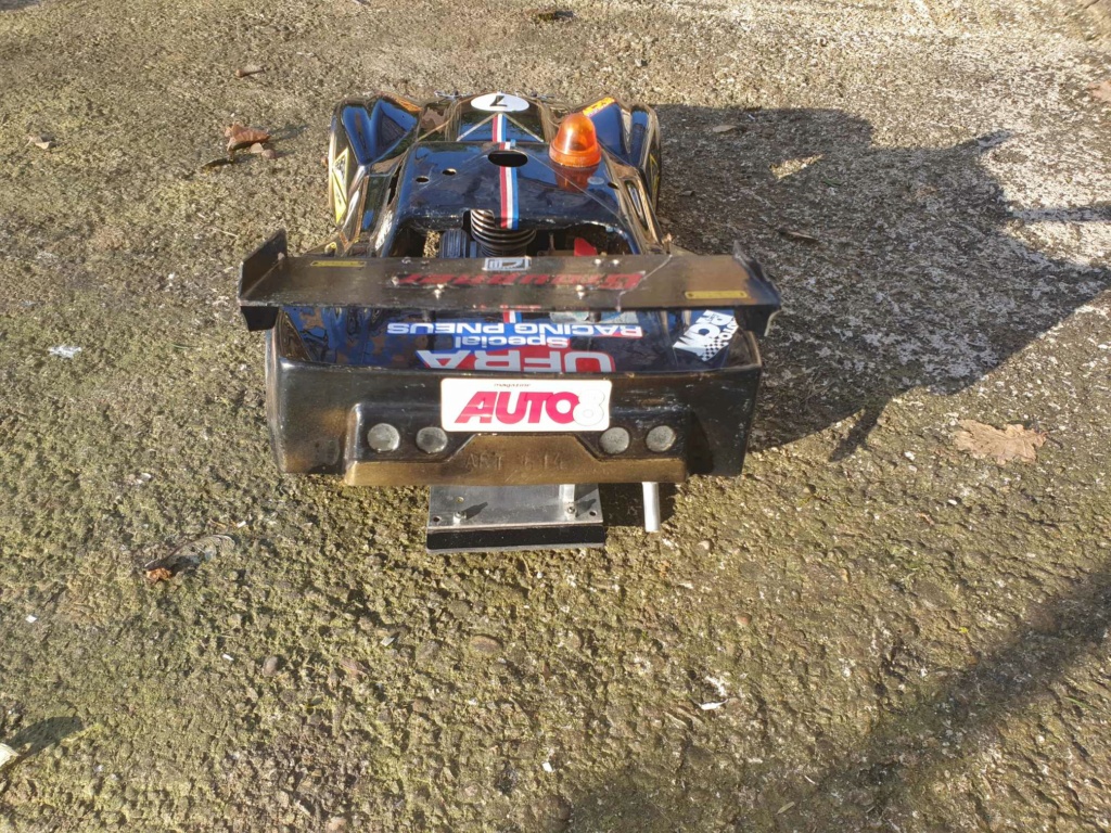 48205710.jpg